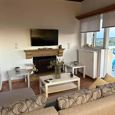 Ferienwohnung Ήσυχο Δυάρι Με Καταπληκτικό Αίθριο ! Pírgos Exterior foto