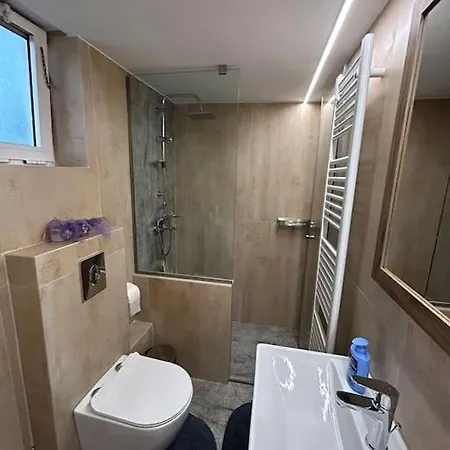 Ferienwohnung Ήσυχο Δυάρι Με Καταπληκτικό Αίθριο ! Pírgos Exterior foto